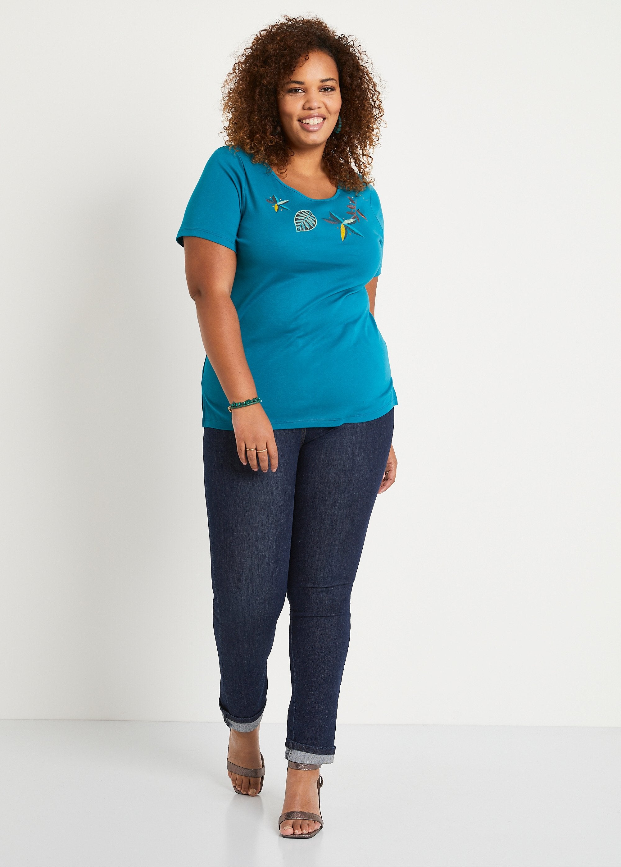 T-shirt_droit_long_manches_courtes_Aqua_SF1_curvy