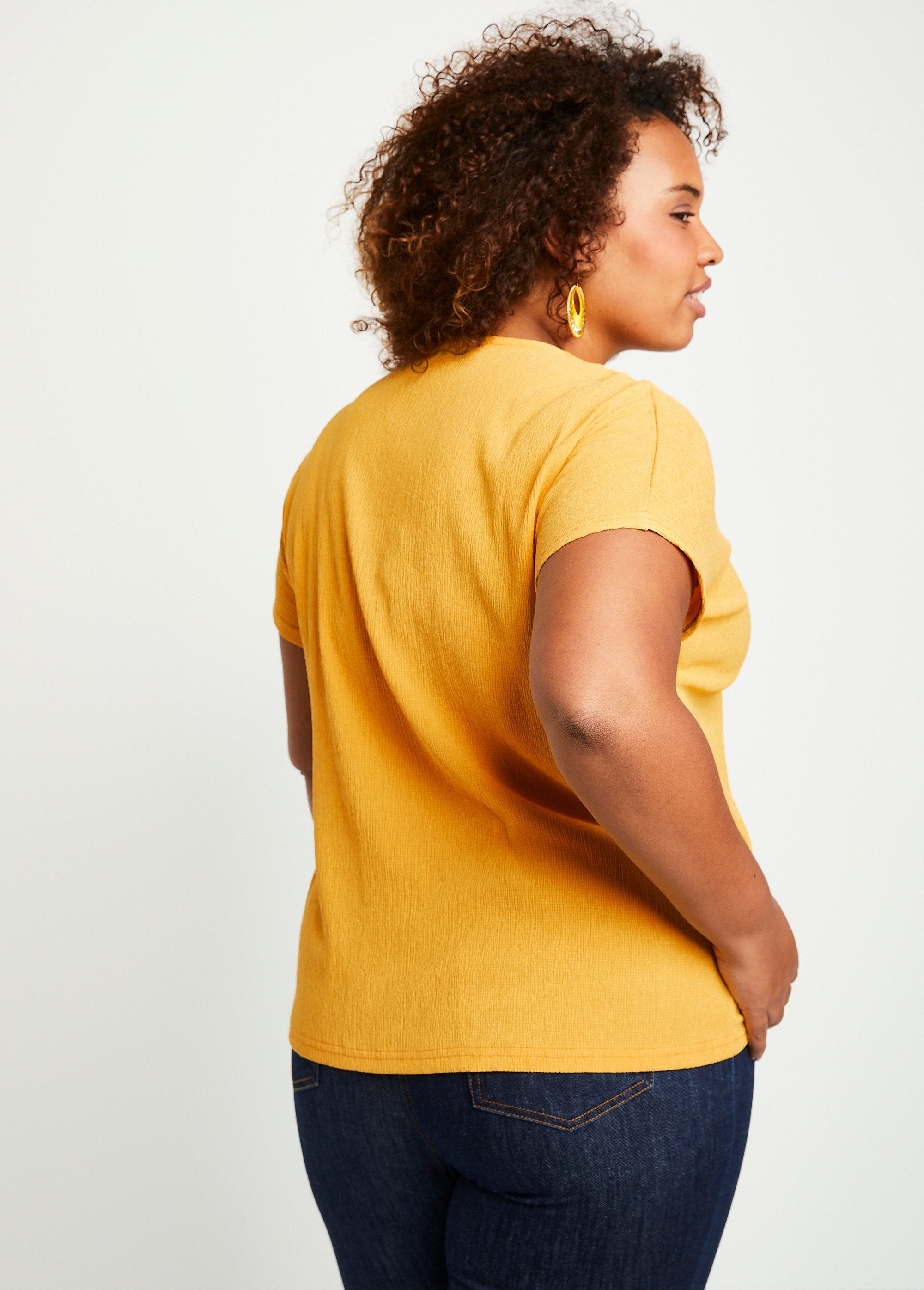 T-shirt_long_ample_uni_brodé_Safran_DO1_curvy