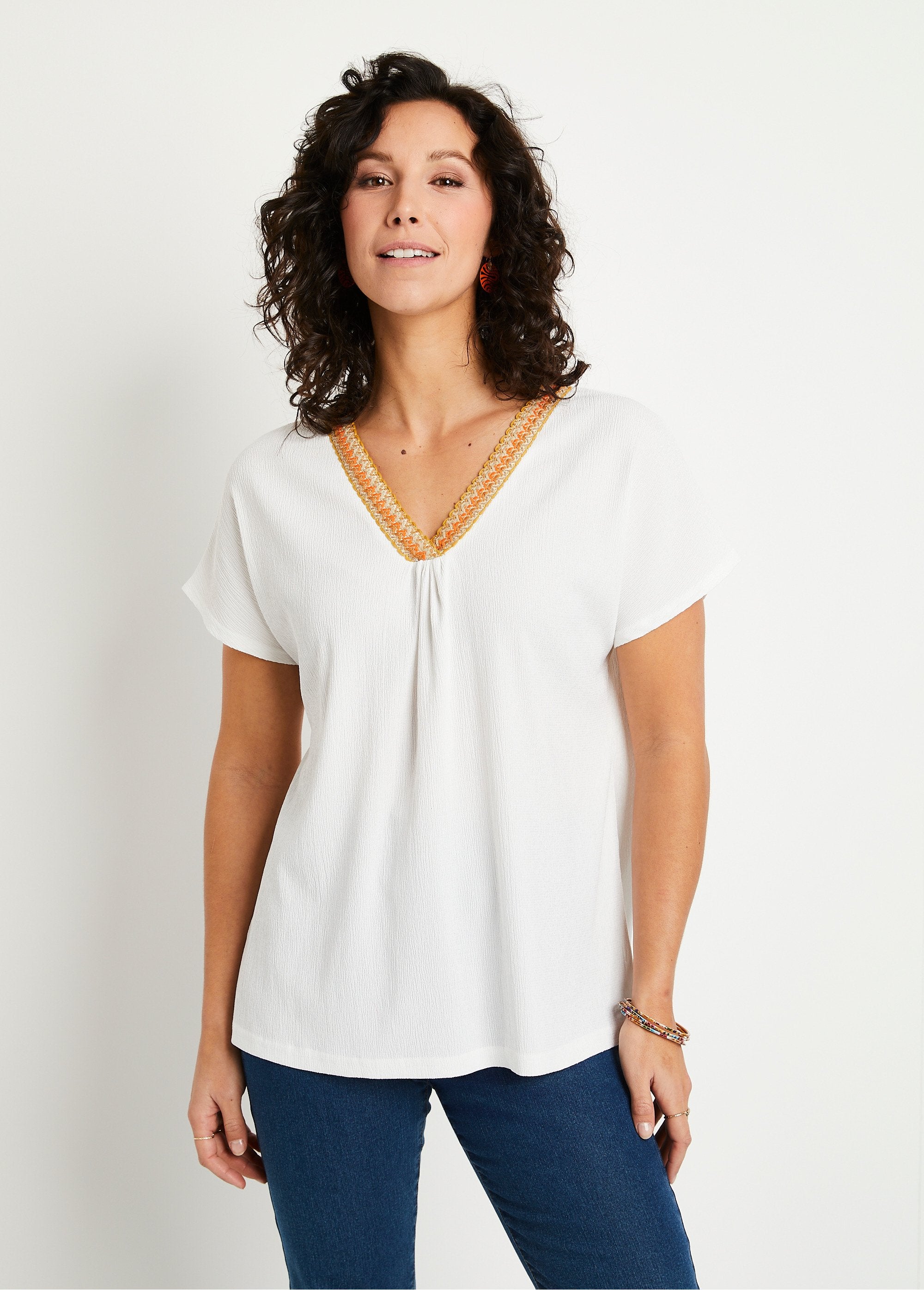 Long_plain_embroidered_loose_t-shirt_White_FA1_slim