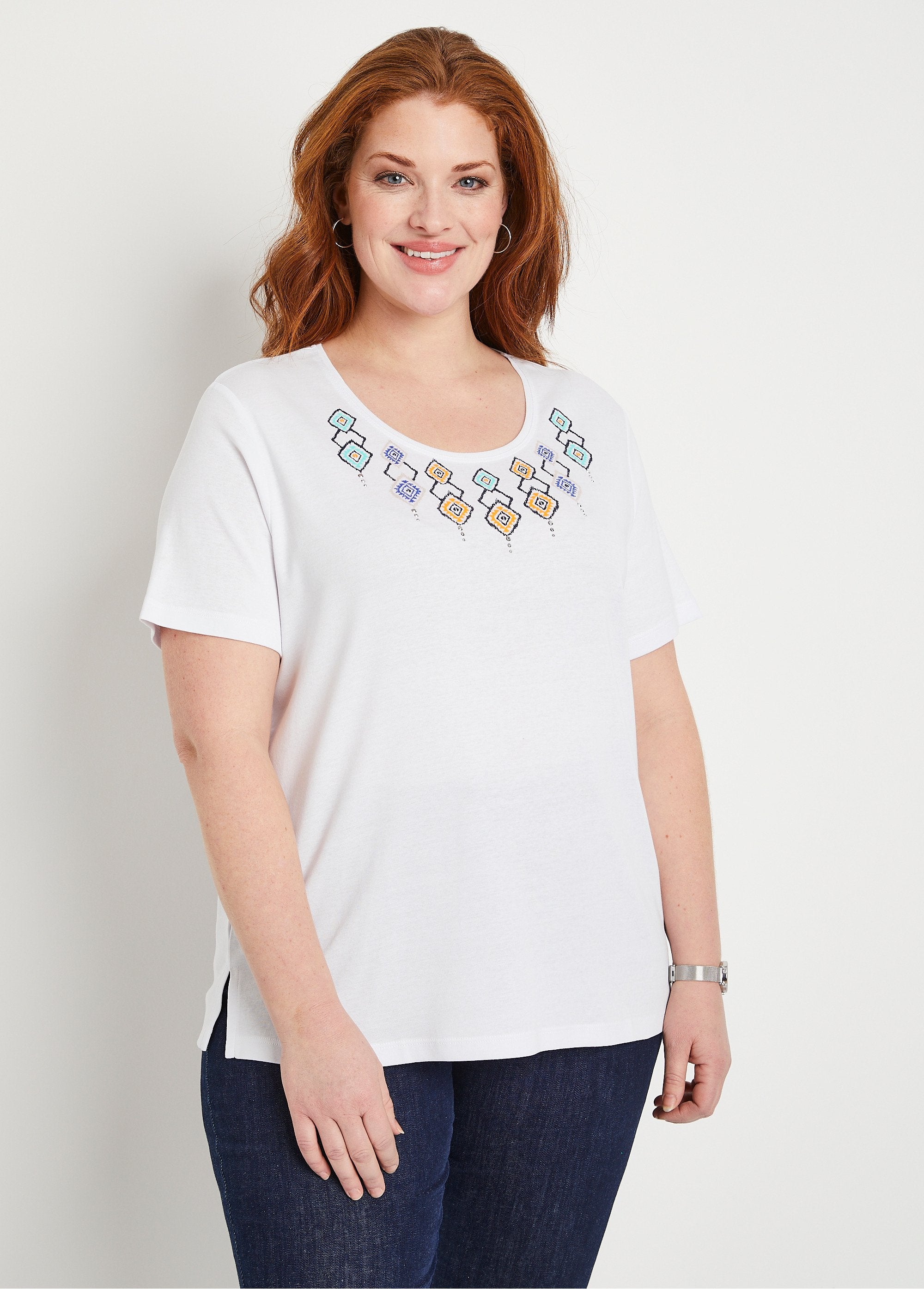 T-shirt_met_lange_mouwen_Wit_FA1_curvy