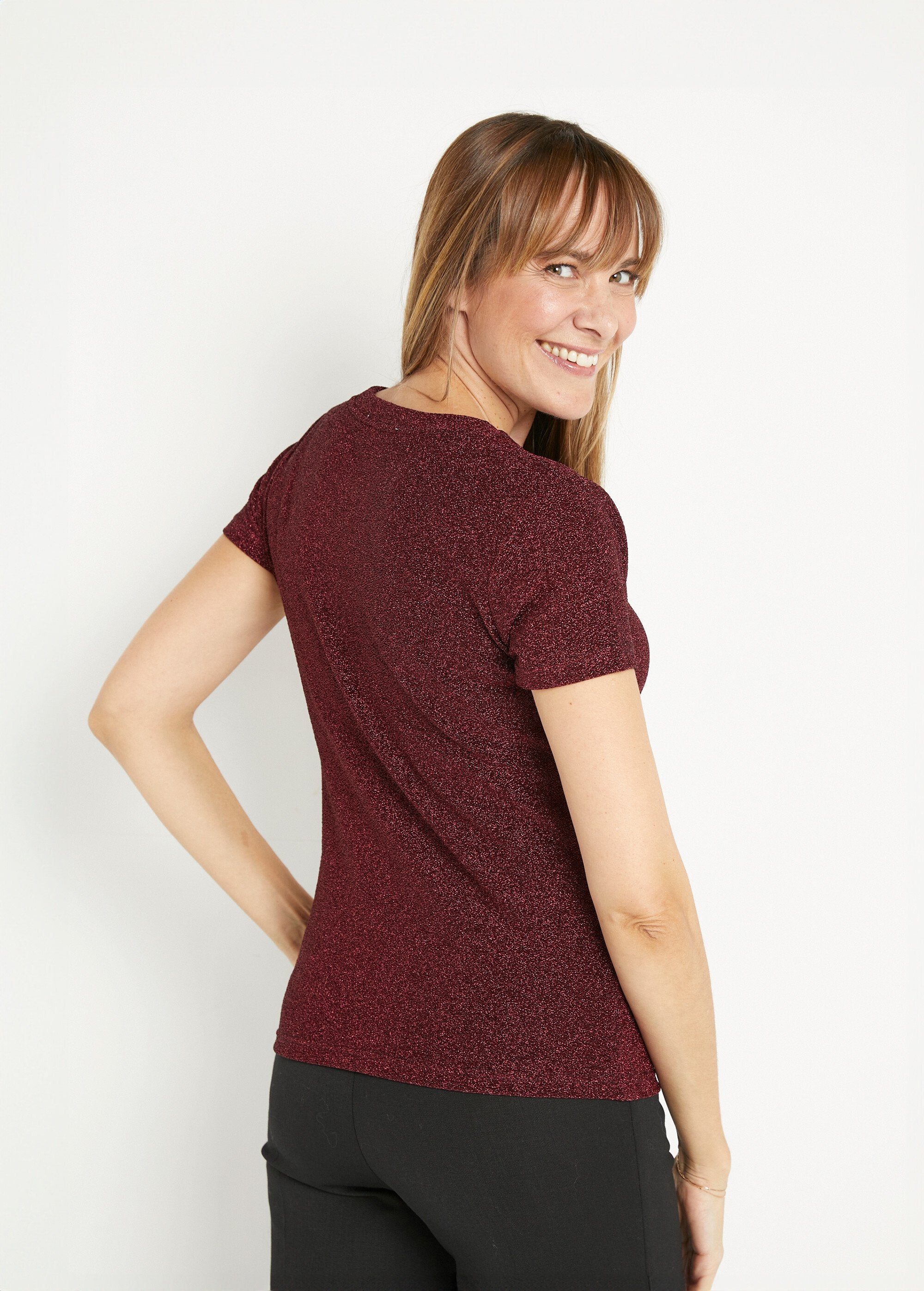 Pailletten_T-shirt_met_korte_mouwen_Bordeaux_DO1_slim