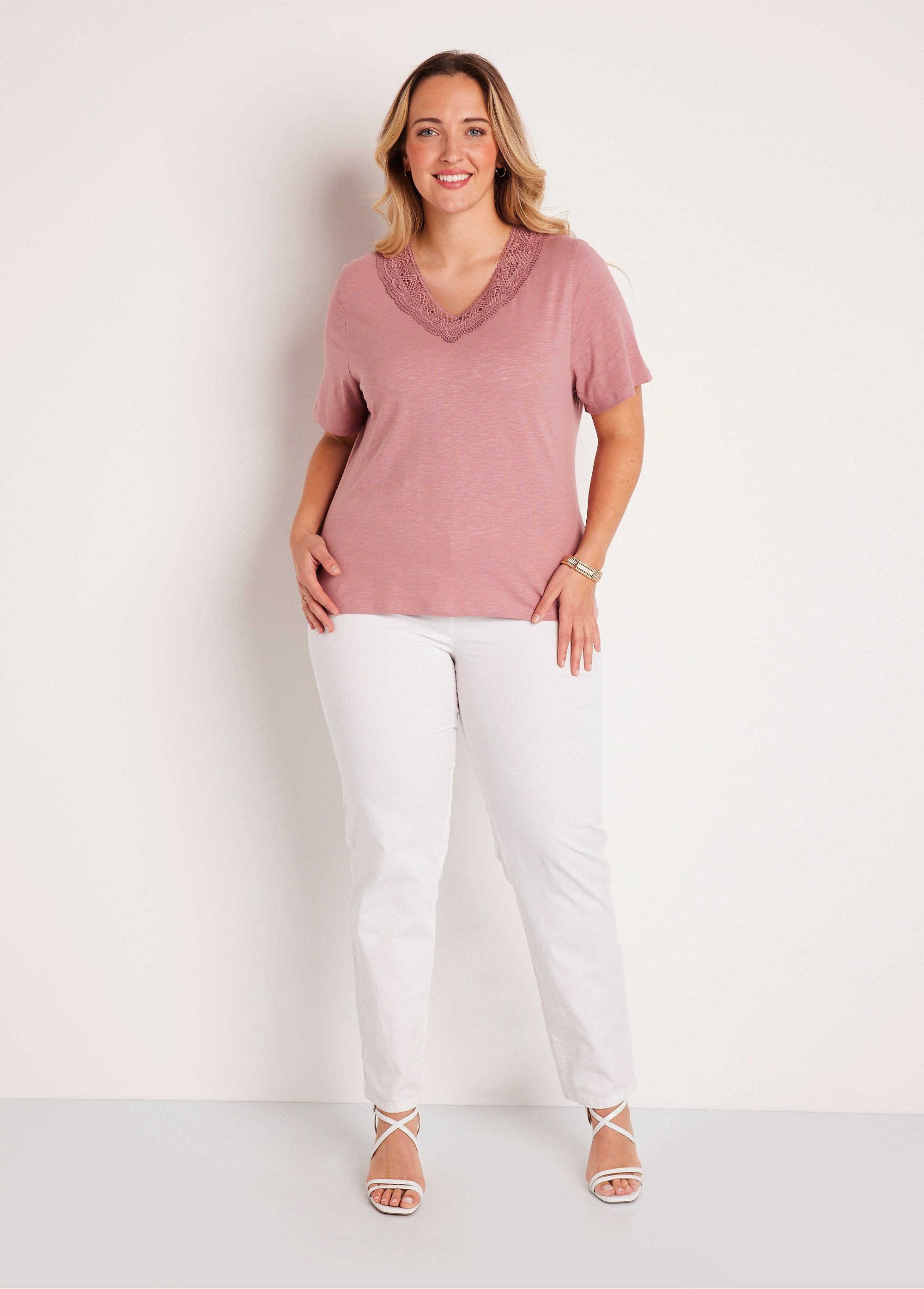 T-shirt_manches_courtes_coton_et_macramé_Rose_SF1_curvy