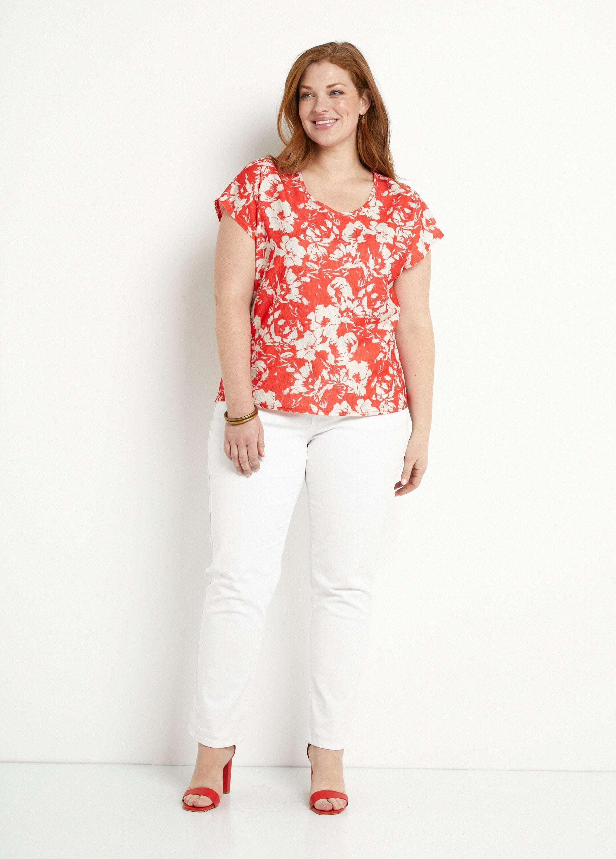 T-shirt_manches_courtes_uni_ou_imprimé_fleurs_Rouge_et_beige_SF1_curvy