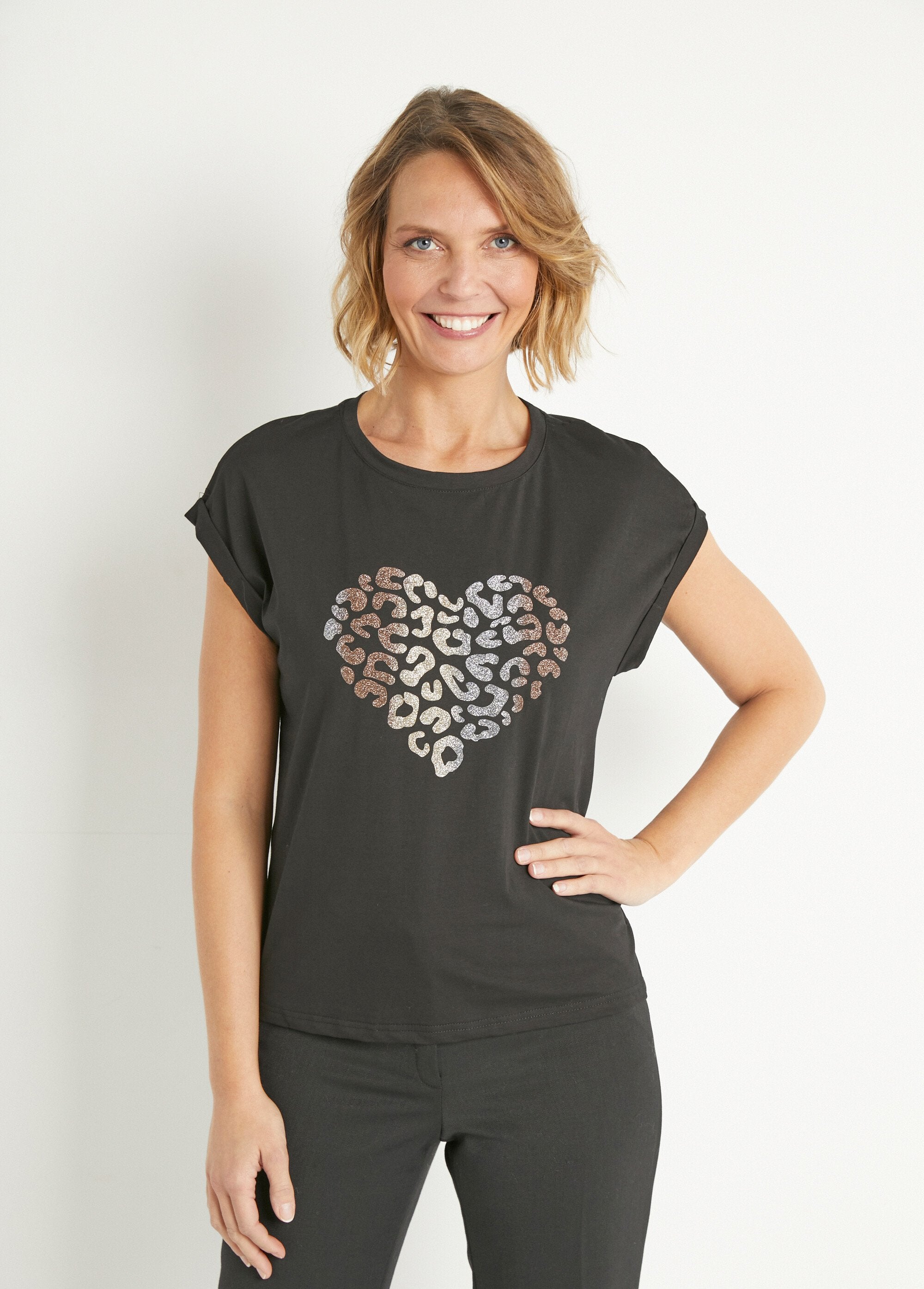 Metalen_hart_T-shirt_met_korte_mouwen_Noir_FA1_slim