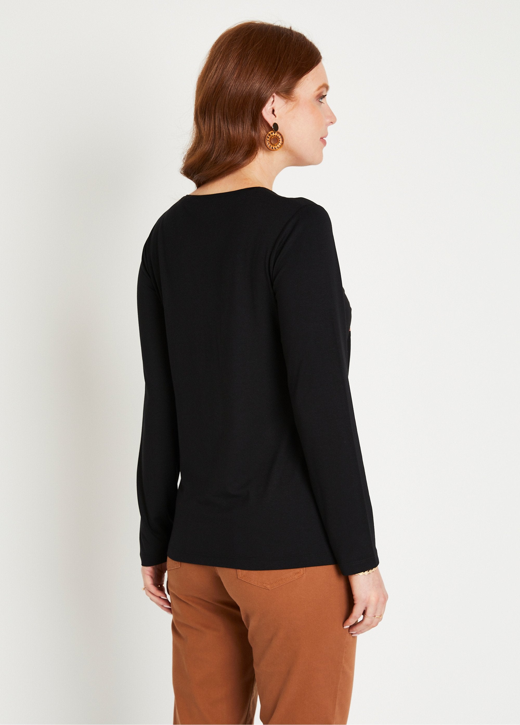 Effen_T-shirt_met_lange_mouwen_Noir_et_beige_DO1_slim