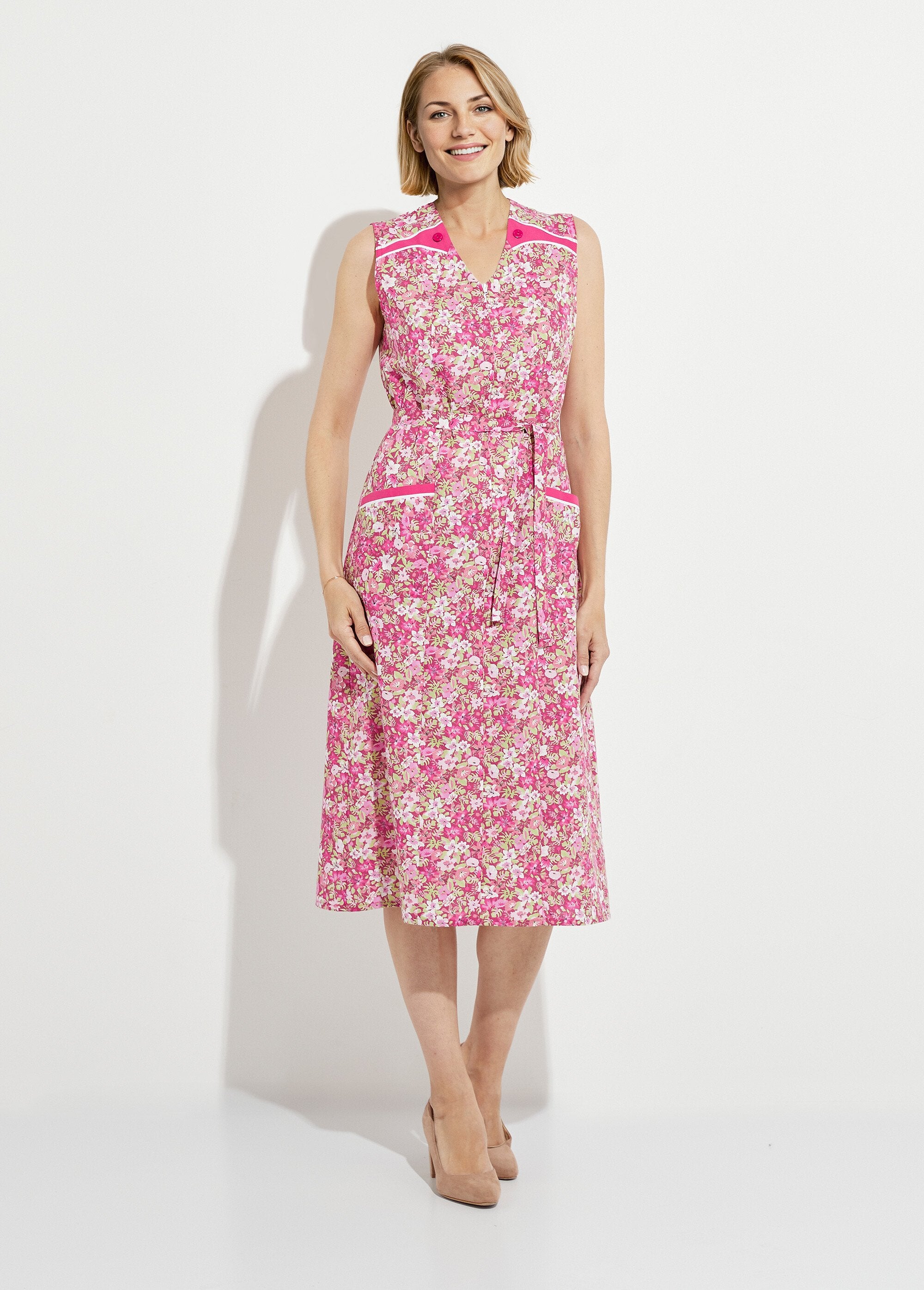 Gebloemd_mouwloos_schort_met_ritssluiting_Rose_FA1_slim