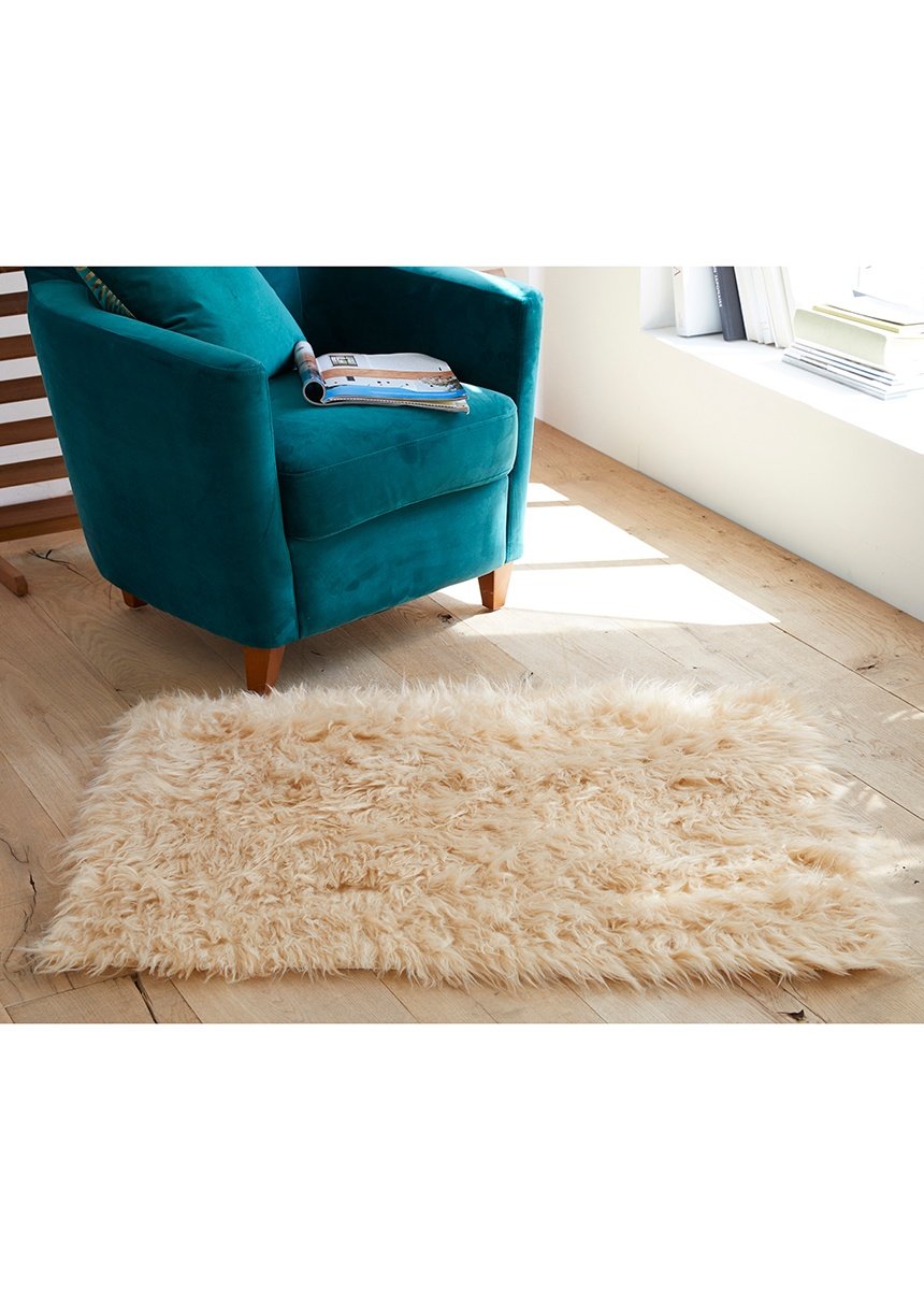 Tapis_décoratif_poils_longs_Beige_FA1_slim