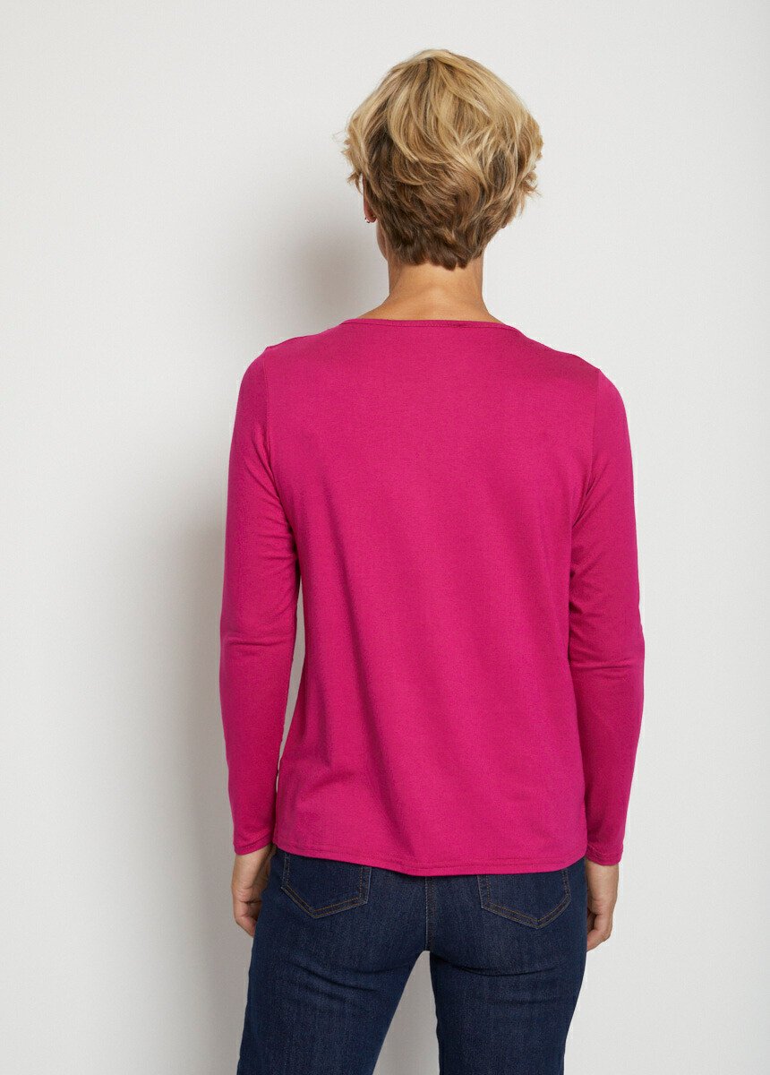 Kort_T-shirt_met_kanten_V-hals,_lange_mouwen_Fuchsia_DO1_slim