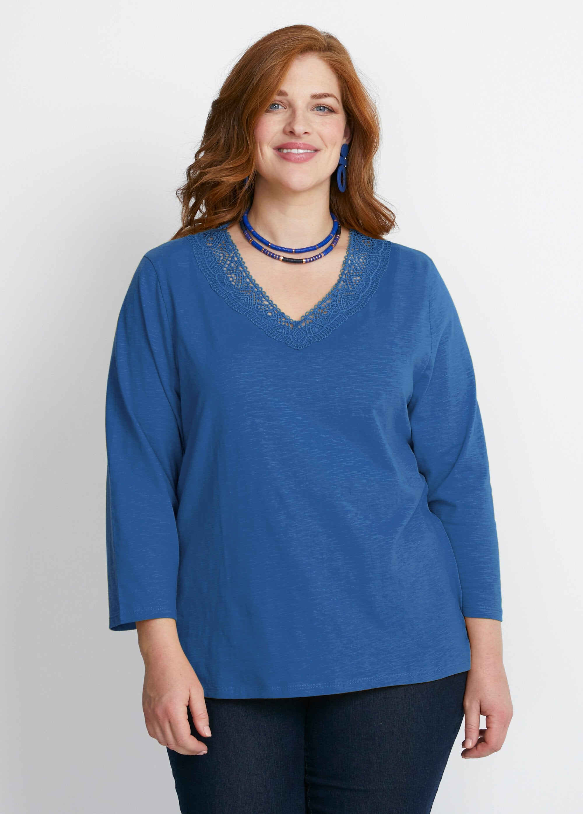 T-shirt_manches_3/4_coton_et_macramé_Bleu_FA1_curvy