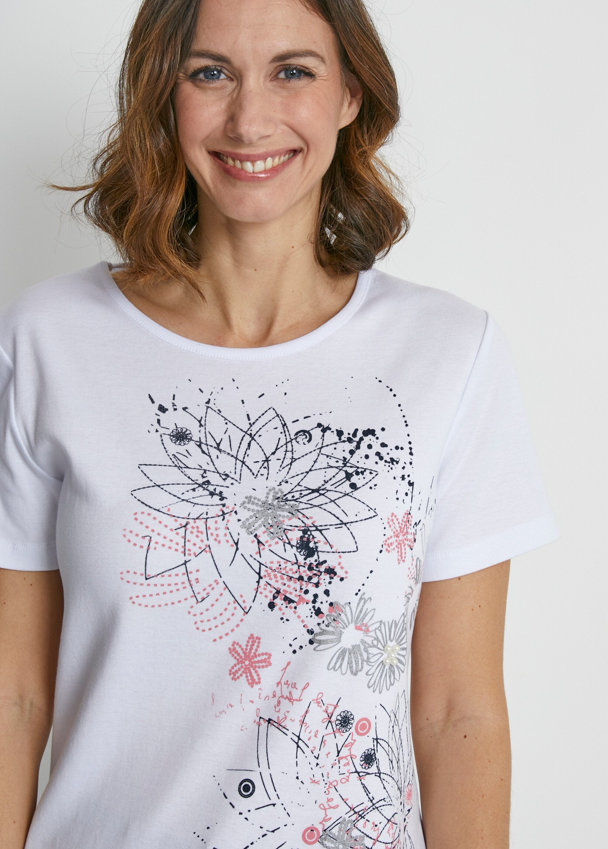 T-shirt_long_motif_fleuri_fentes_côtés_Blanc_DE1_slim