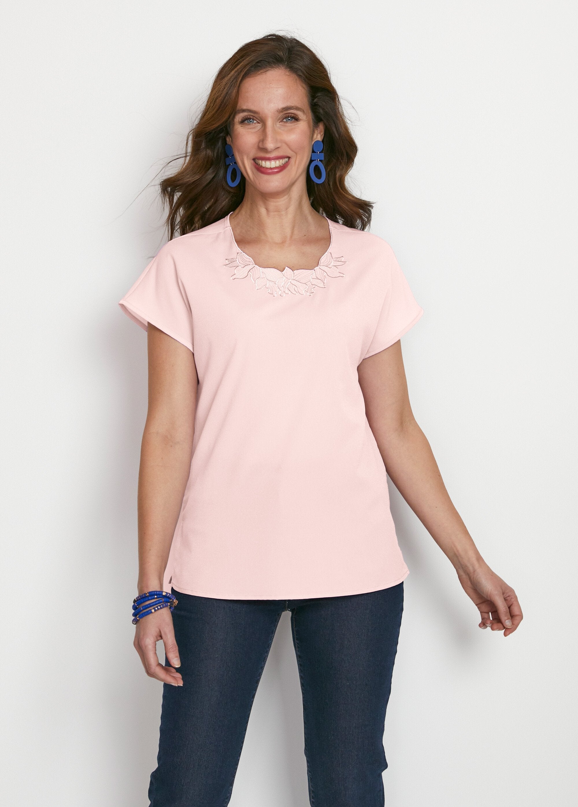 Top_long_manches_courtes_broderies_col_rond_Rose_the_FA1_slim
