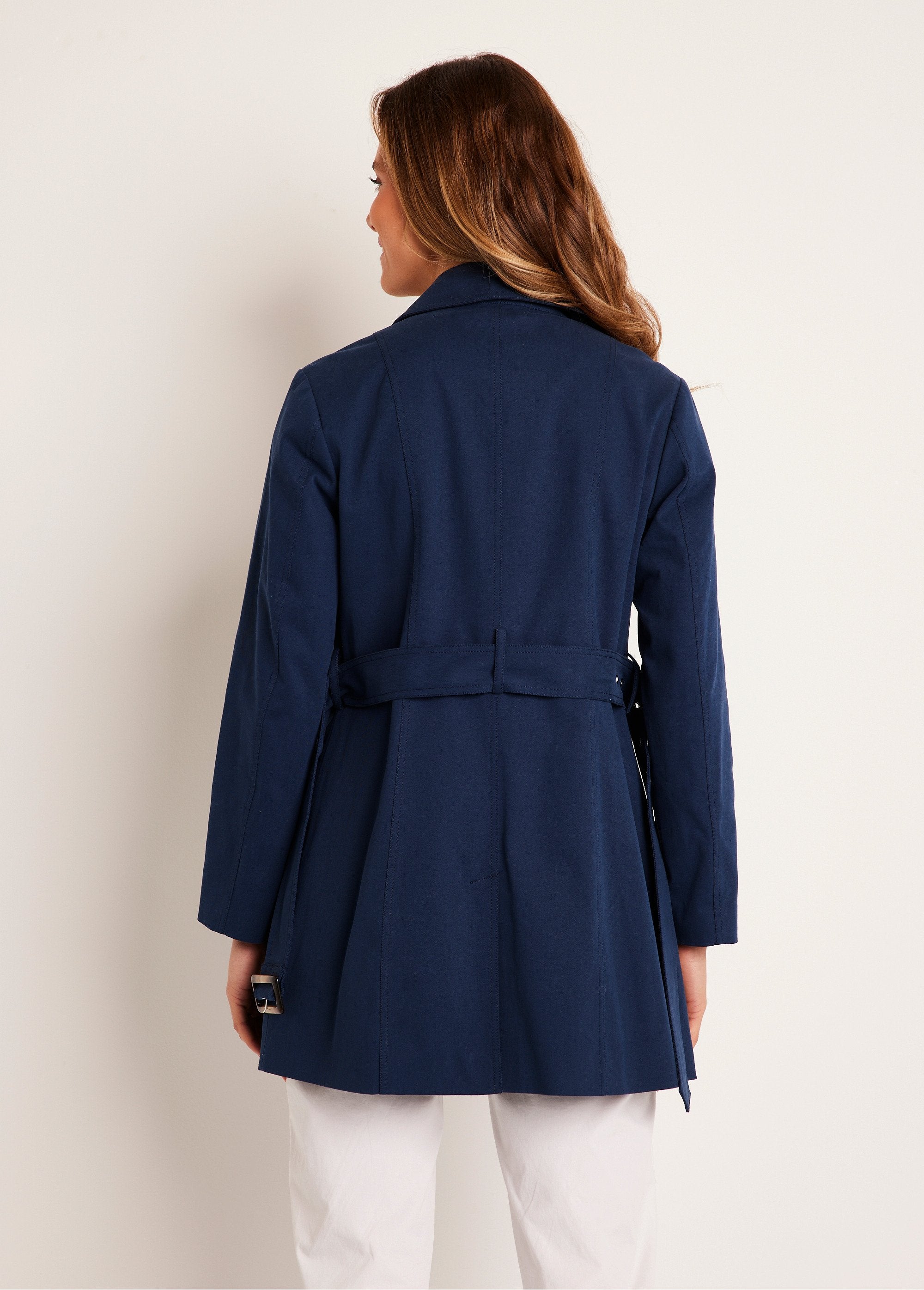 Trench_court_double_boutonnage_uni_col_pointu_Bleu_marine_DO1_slim