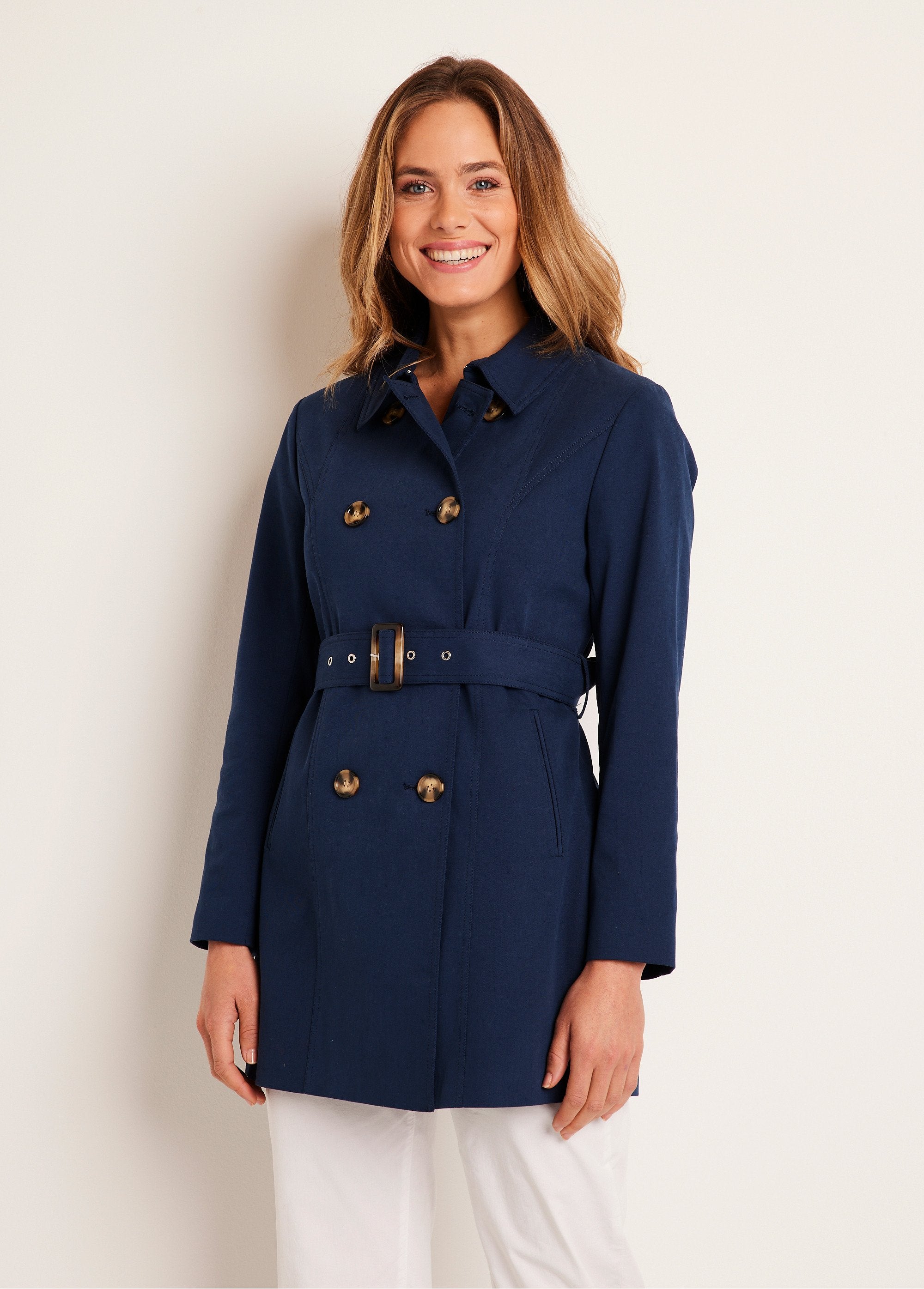 Trench_court_double_boutonnage_uni_col_pointu_Bleu_marine_FA2_slim