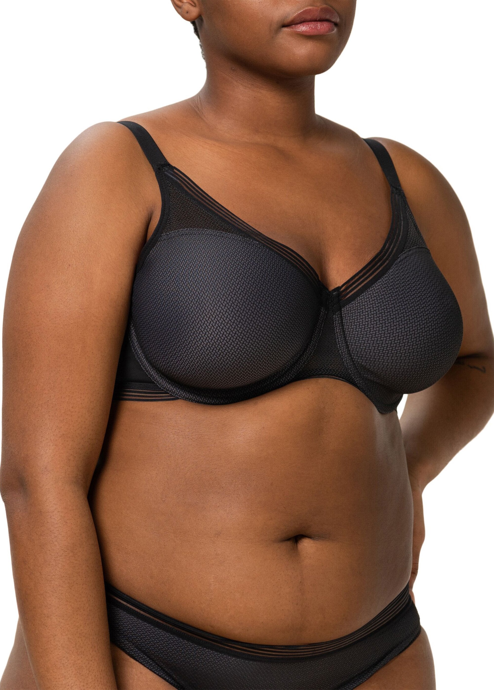 Triumph®_-_Soutien-gorge_minimiseur_avec_armatures_Noir_FA1_slim