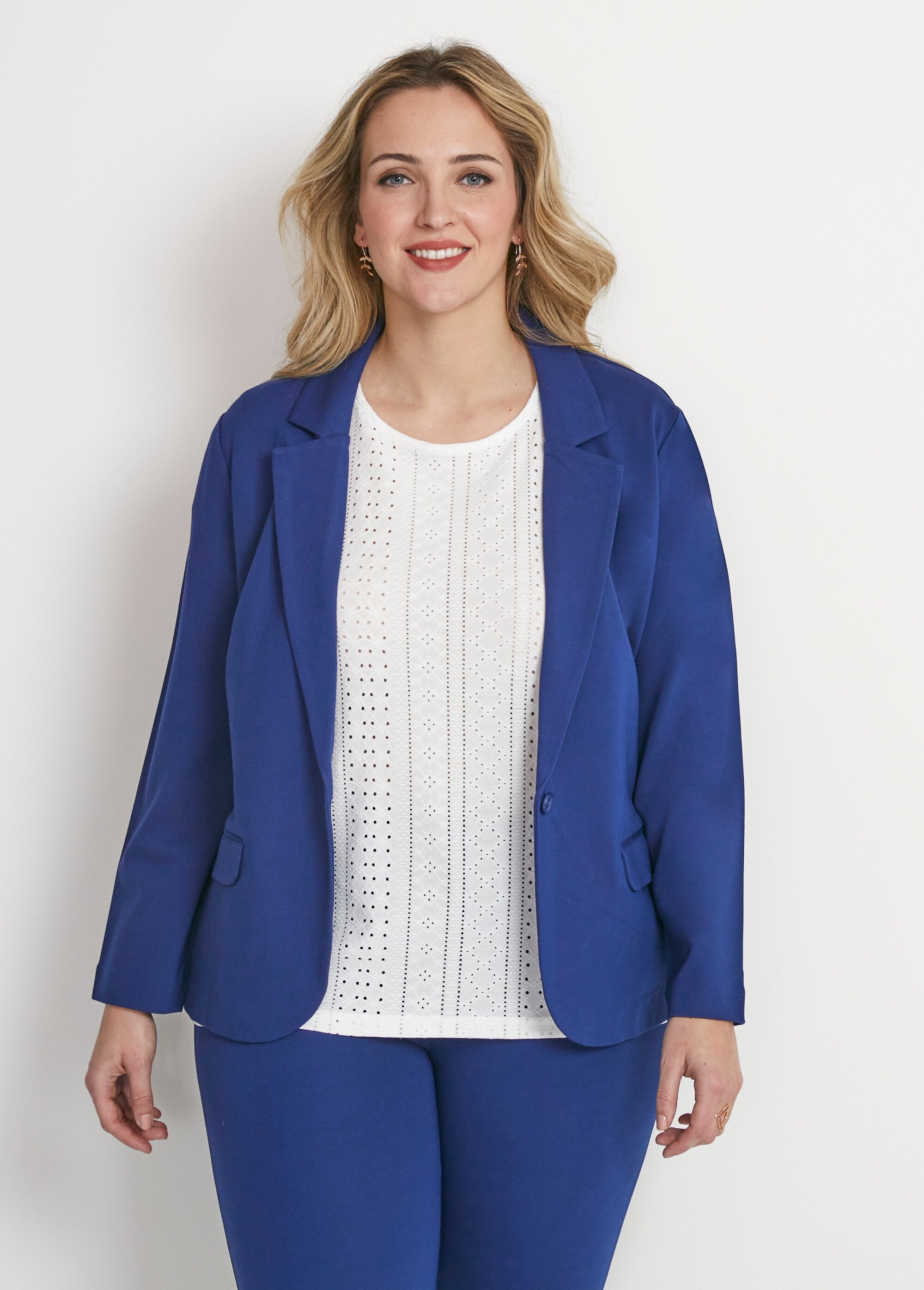 Veste_droite_boutonnée_maille_milano_unie_Bleu_marine_FA1_curvy