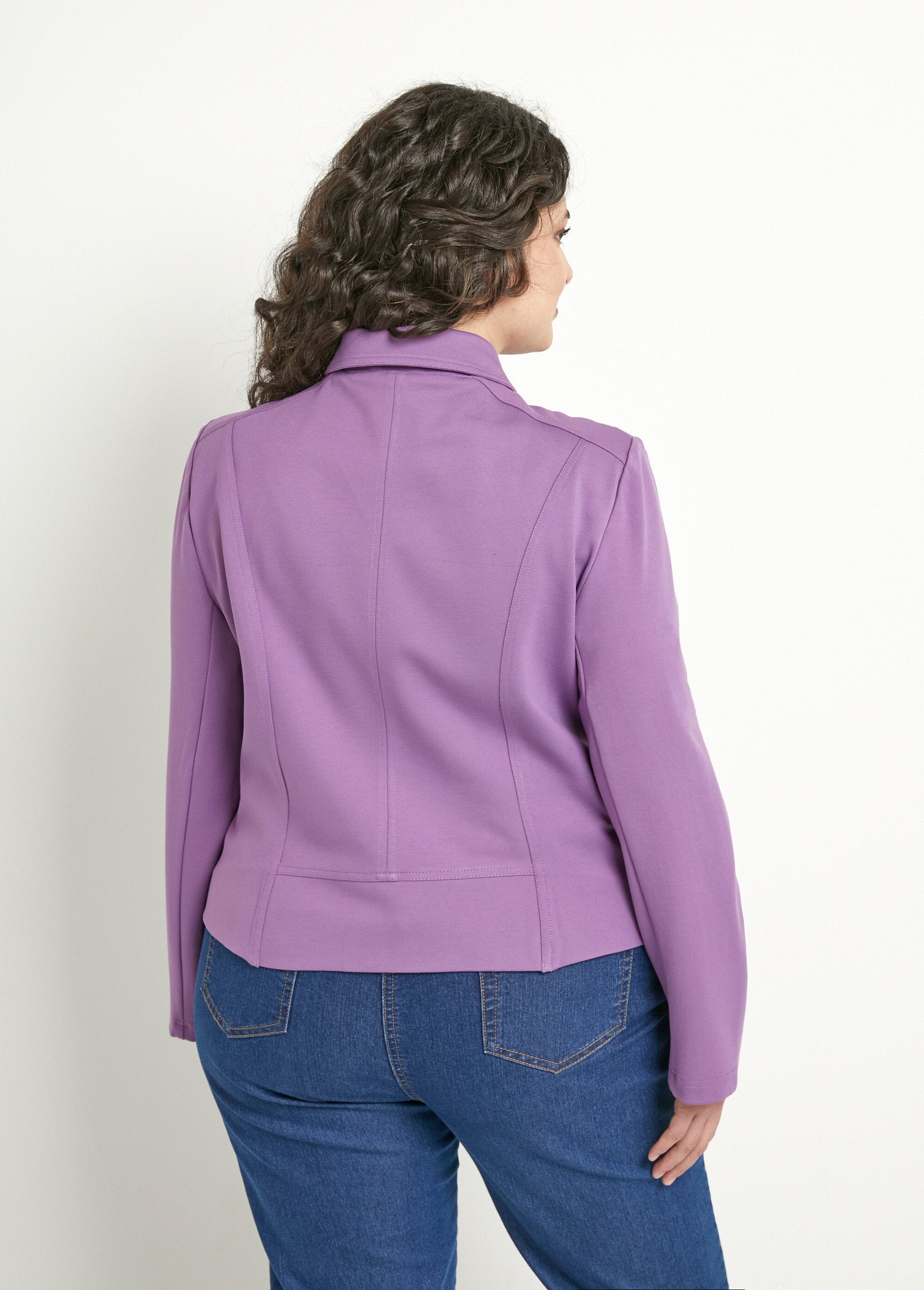 Veste_courte_zippée_droite_maille_milano_Violet_DO1_curvy