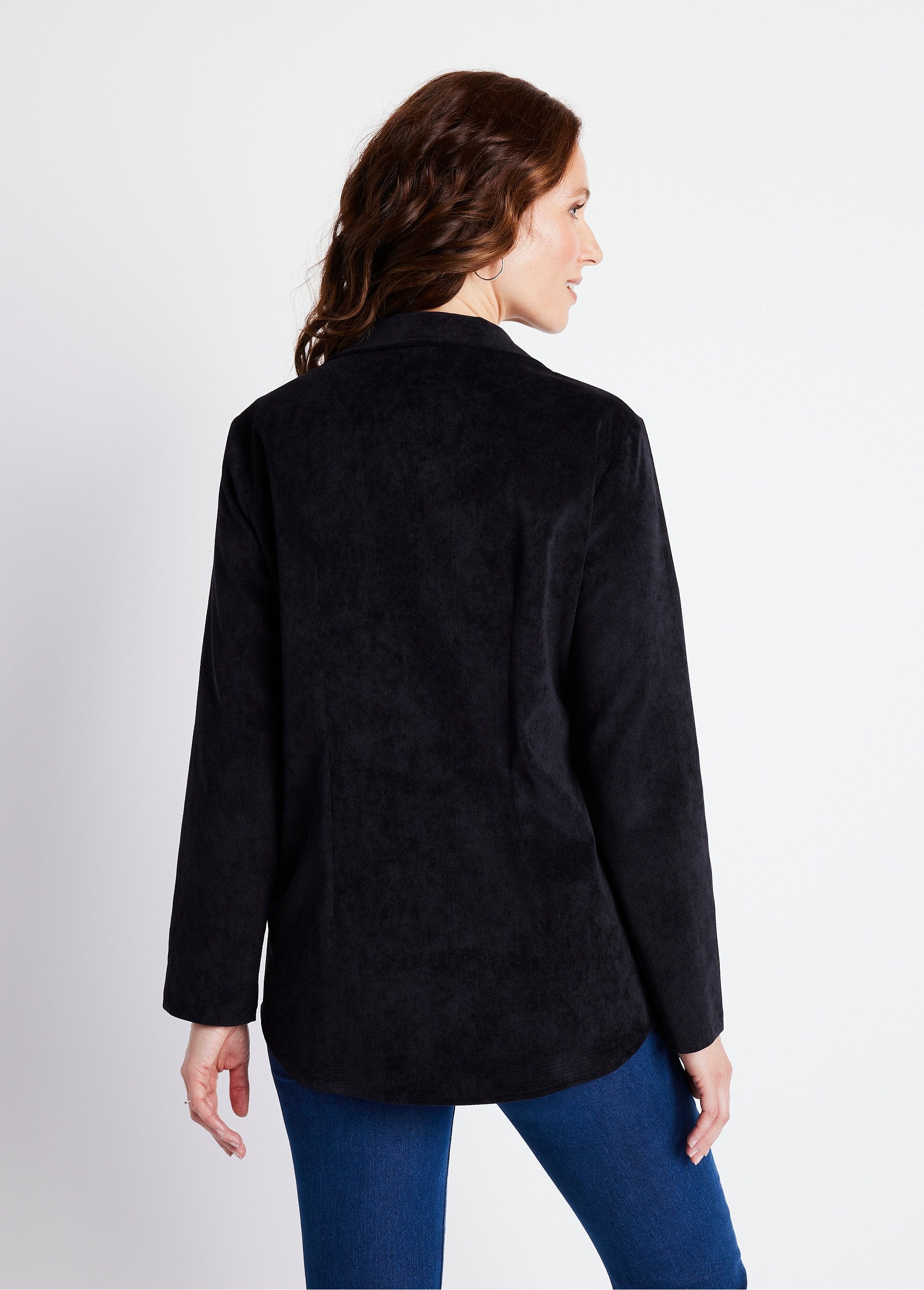 Milleraies_velvet_overshirt_jacket_with_tailored_collar_Black_DO1_slim